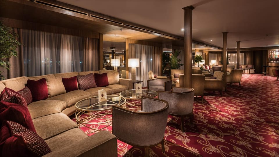 Lounge or bar