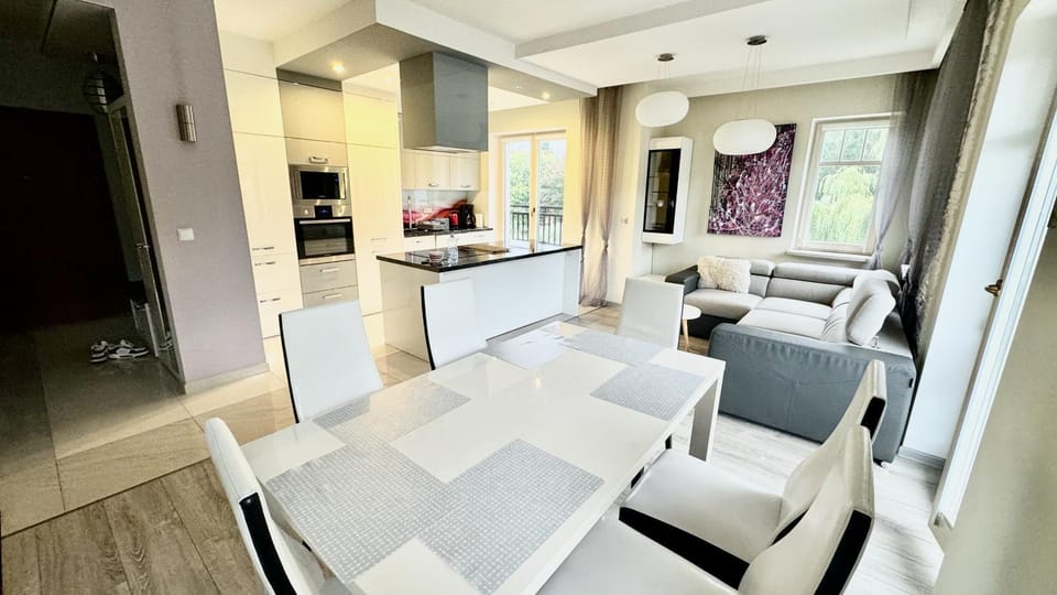 Balcony/Terrace, Living room, Dining area