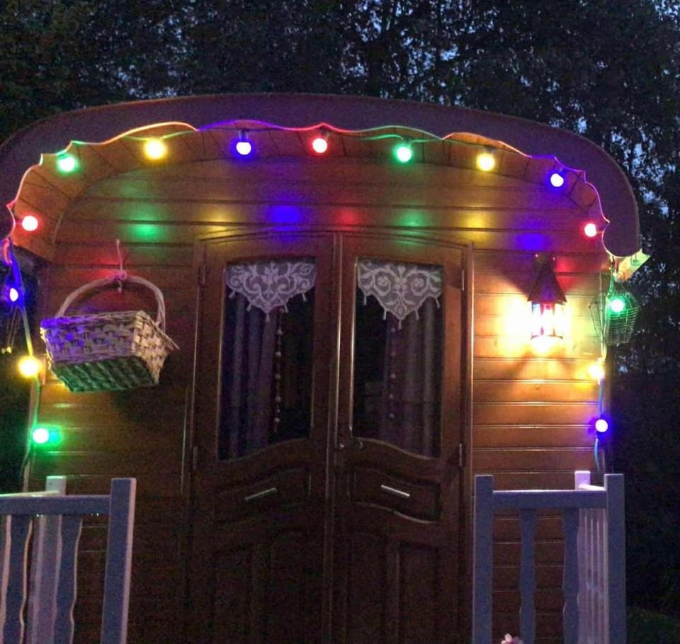 Roulottes du Rouard Bed and Breakfast in Hauts-de-France