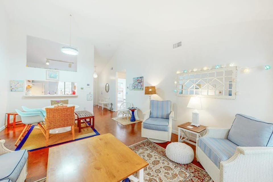 Ocean Mandevilla Apartment in Brewster