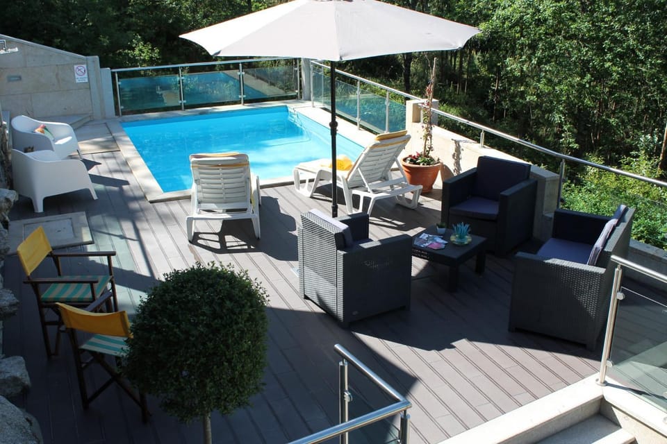 Mountain view, Pool view