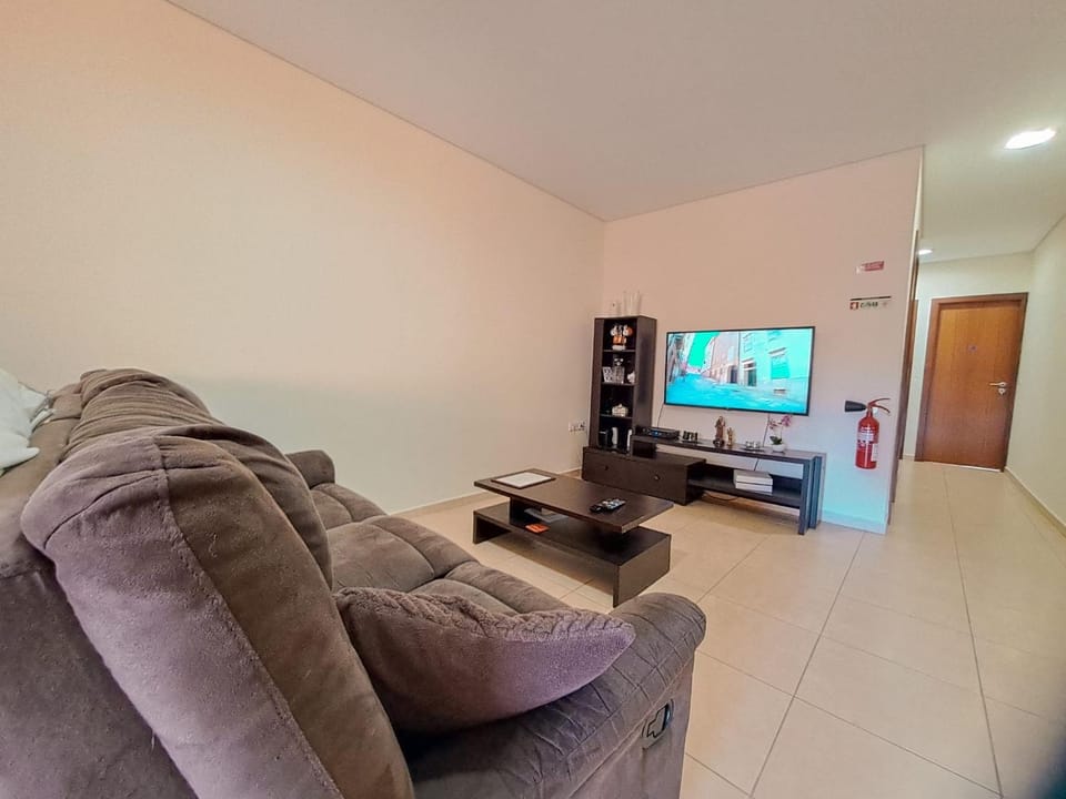 Private Room at Fatima's Hostel in Porto