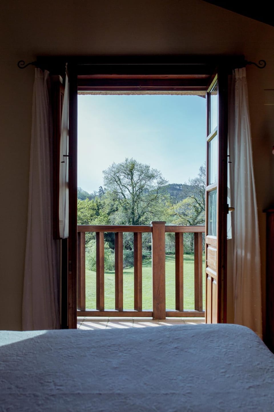 Natural landscape, Balcony/Terrace, Bedroom, Mountain view