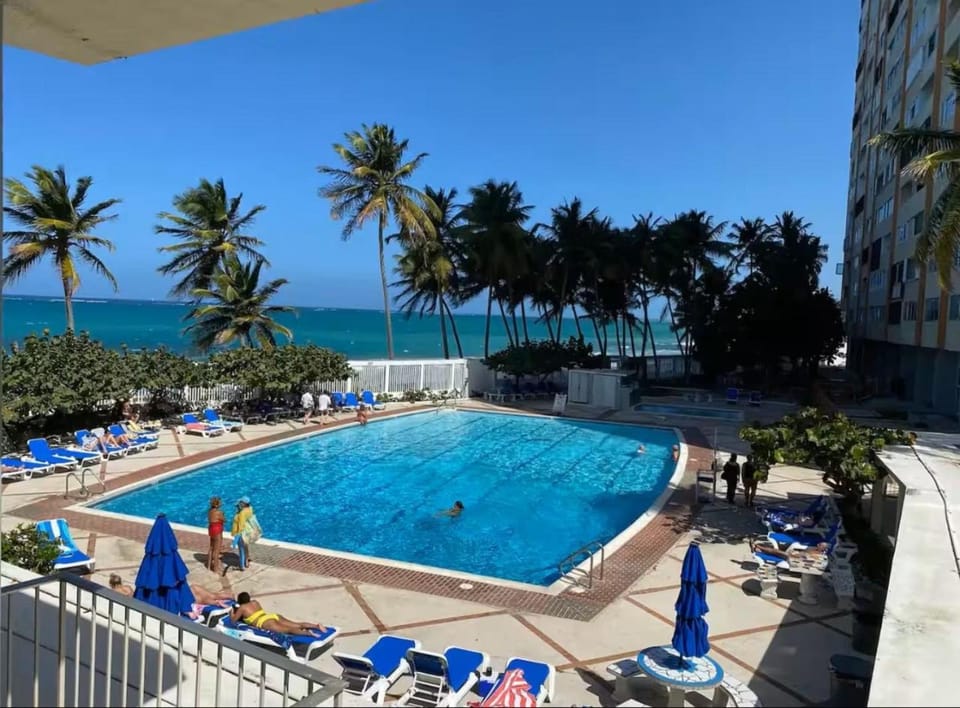 Beachfront Condo POOL BEACH Access B15 Apartment in San Juan