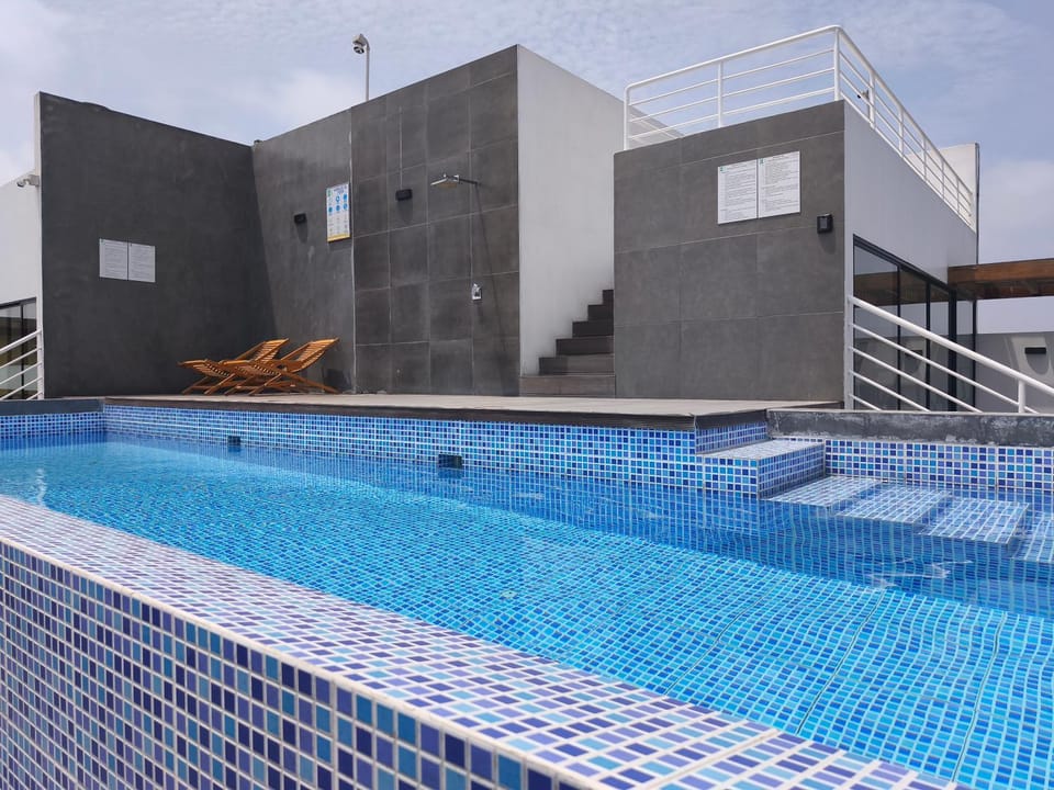 Pet Friendly Apart-Piscina-Parrilla-Billar-Gimnasio-Max 9 persons Apartment in Lince