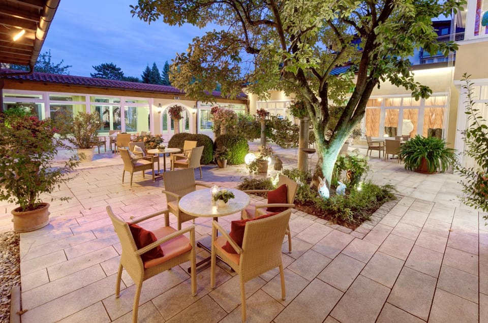 Patio, Garden, Balcony/Terrace