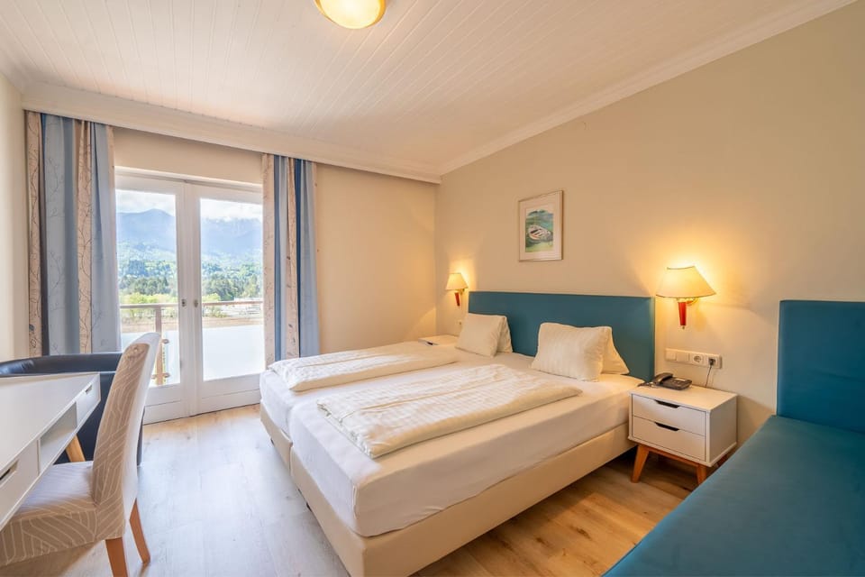 Bed, View (from property/room), Bedroom