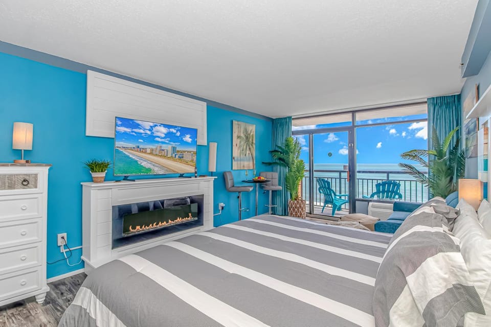 Landmark 830 House in Myrtle Beach