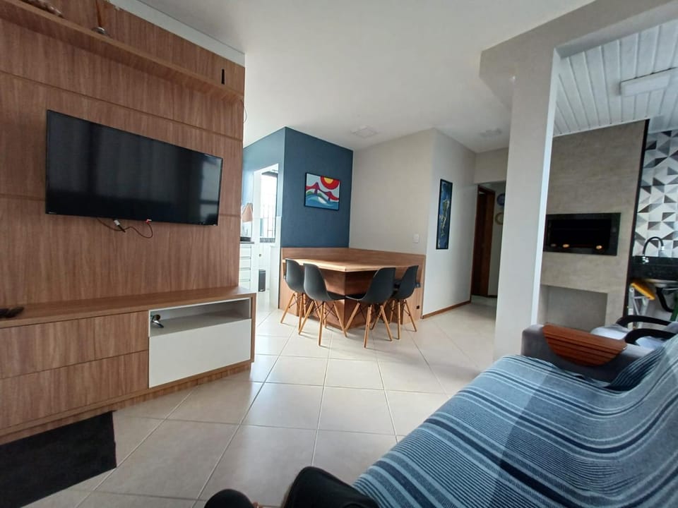 Apartamento 100 metros da praia Apartment in Florianopolis