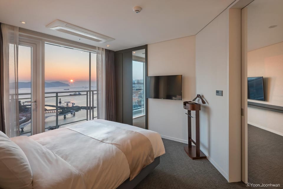 Bedroom, Sea view