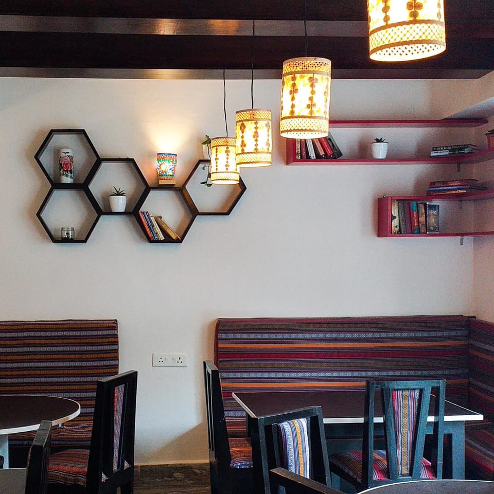 Restaurant/places to eat, Breakfast, Internal: Not applicable to any particular room