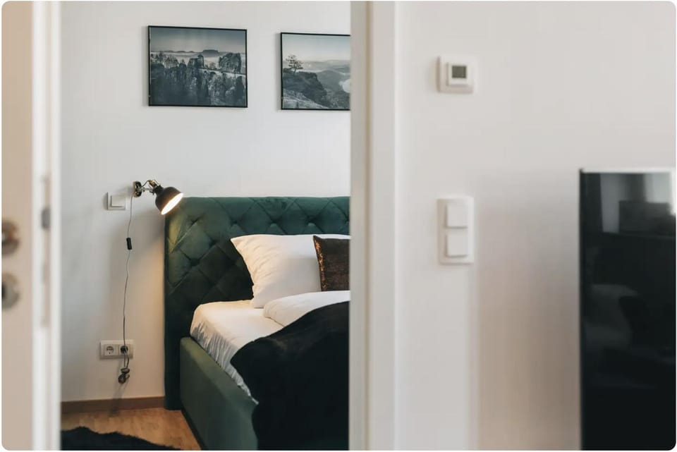 Living room, Bedroom