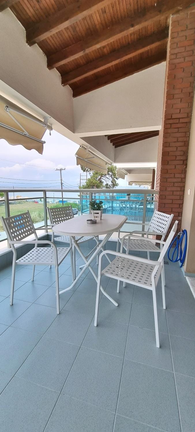 View (from property/room), Balcony/Terrace