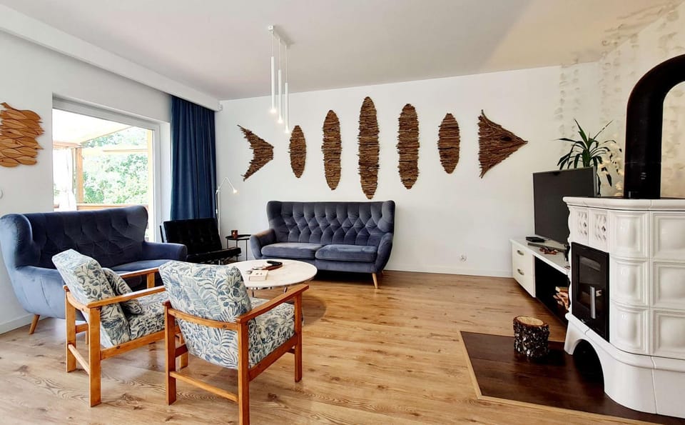 Living room, Seating area, fireplace