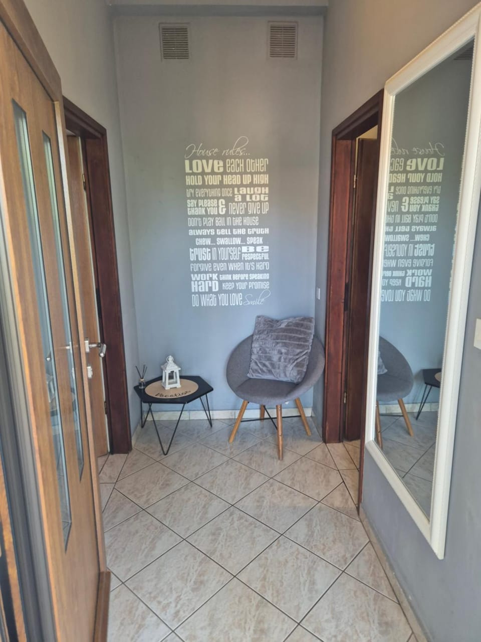 Seating area