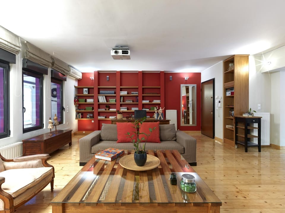 Communal lounge/ TV room, Living room