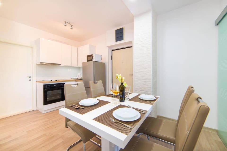 Apartment Karlo - Grad Ploče, Croatia Apartment in Dubrovnik-Neretva County