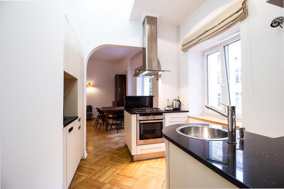 Coffee/tea facilities, Kitchen or kitchenette