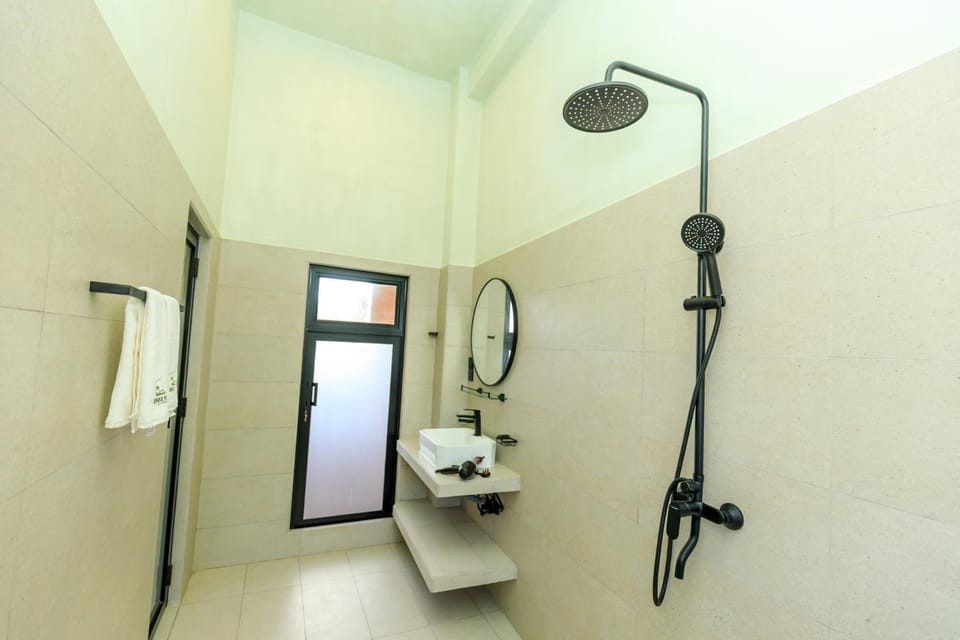 Jungle Villa Cafe & Rooms Hotel in Ahangama
