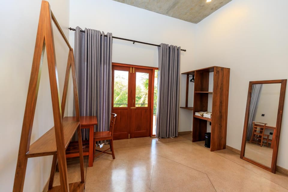 Jungle Villa Cafe & Rooms Hotel in Ahangama