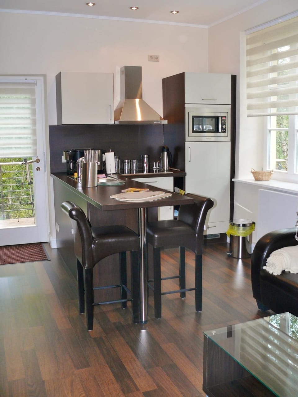 Kitchen or kitchenette, Kitchen or kitchenette