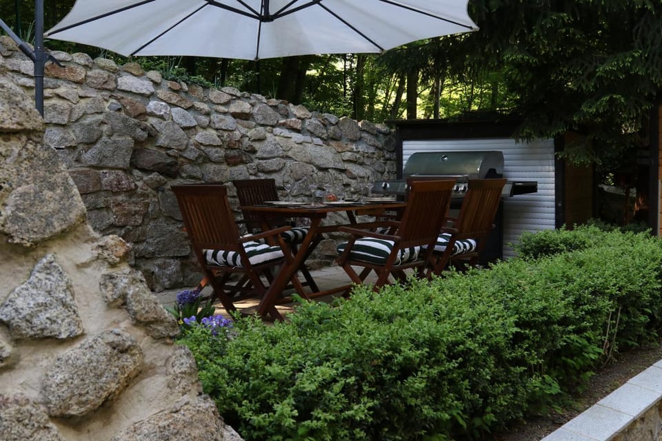 BBQ facilities, Garden, Balcony/Terrace