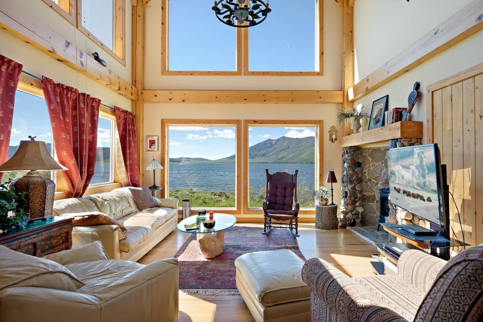 Henrys Lake Goose Bay by KABINO On Henrys Lake almost 3 Acres Satellite Wifi House in Henrys Lake