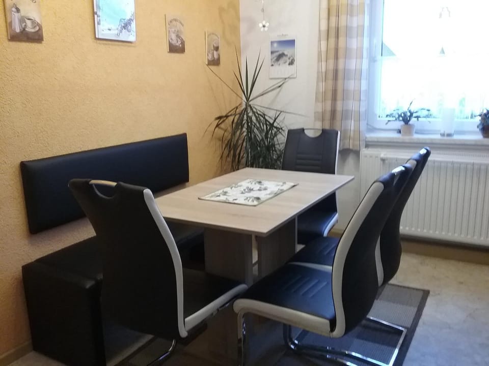 Business facilities, Meeting/conference room, Breakfast