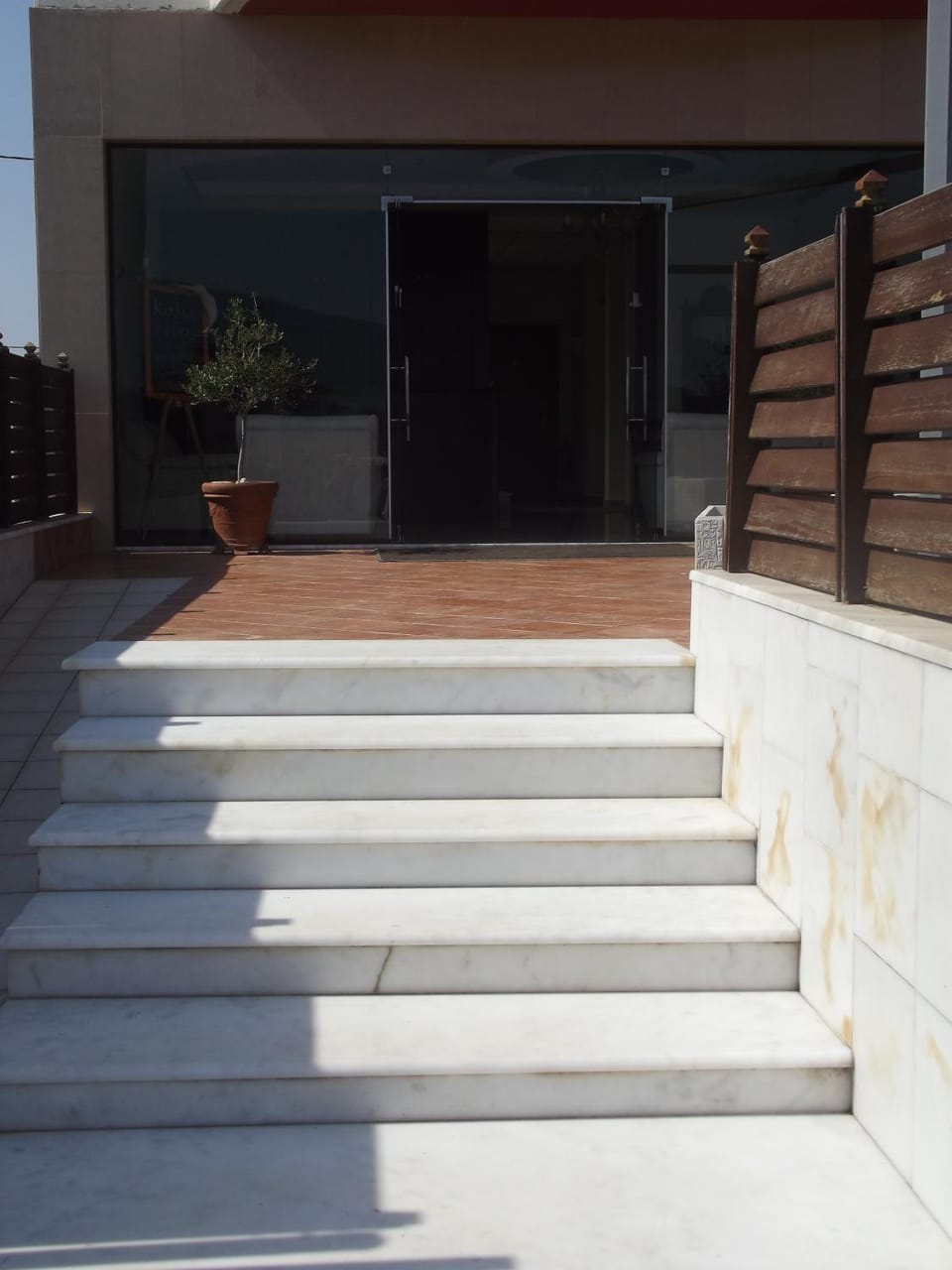 Facade/entrance, Day