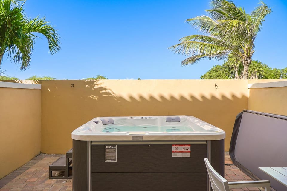 Incredible house in Gold Coast with private jacuzzi NEW REMODELING House in Noord