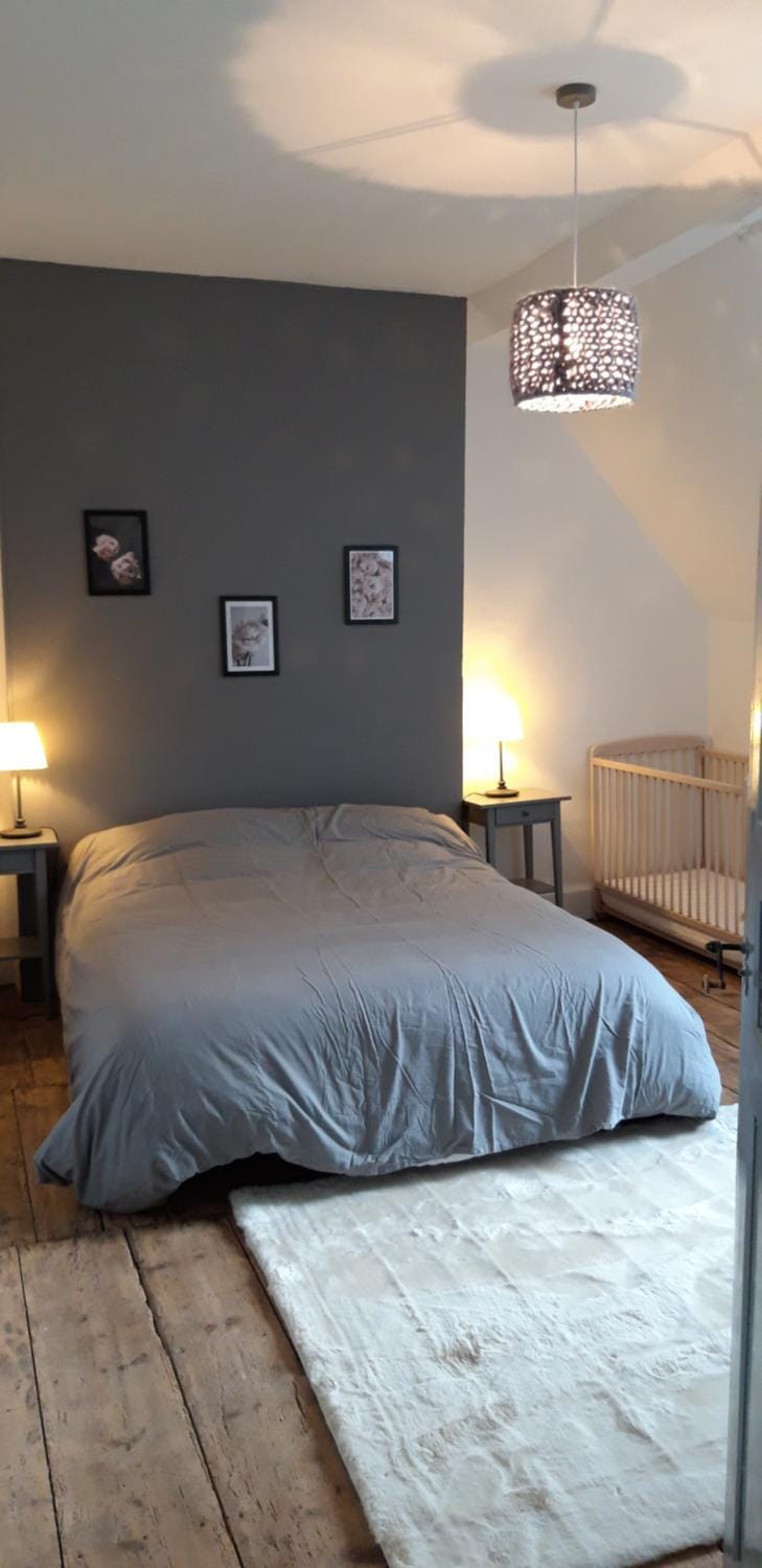 Photo of the whole room