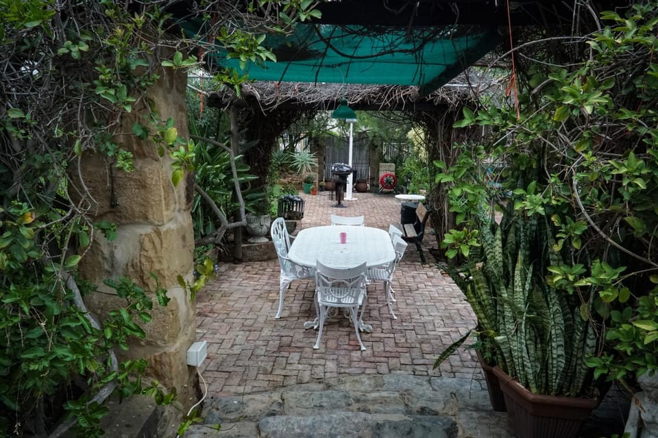BBQ facilities, Garden, Seating area, Garden view, Area and facilities, flat iron