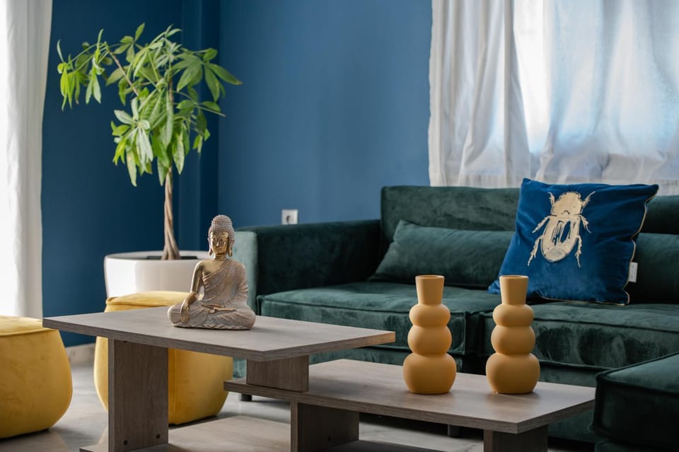 Living room, Seating area