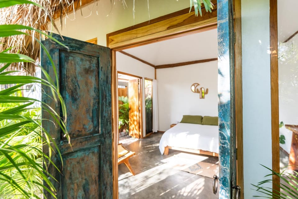 Lucero Bed and Breakfast in Santa Teresa Beach