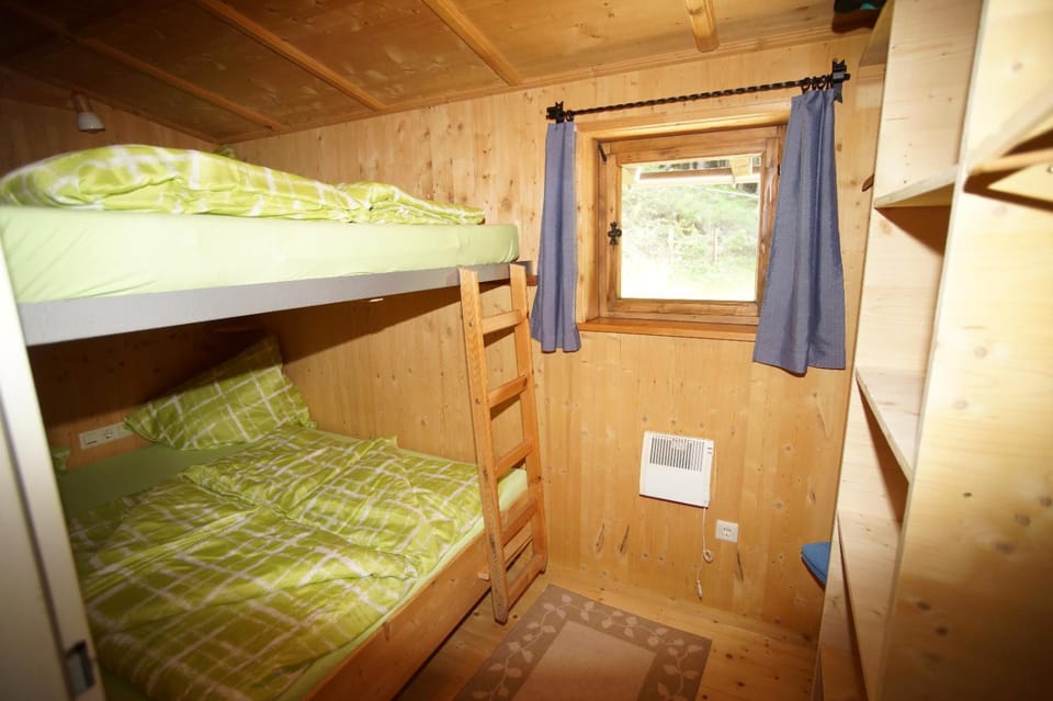 bunk bed