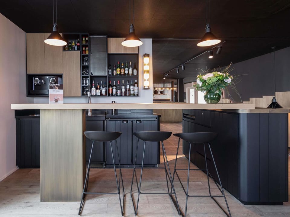 Property building, Lounge or bar