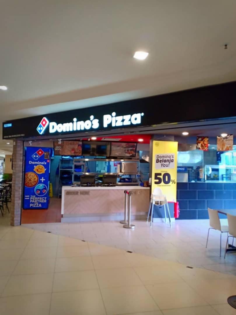 Restaurant/places to eat, Food