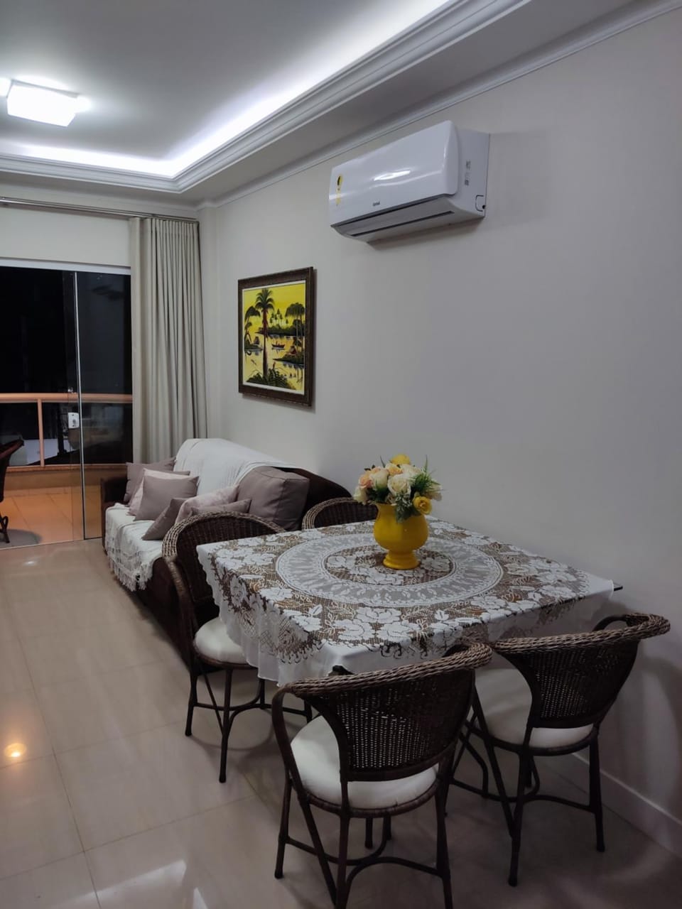 Living room, air conditioner