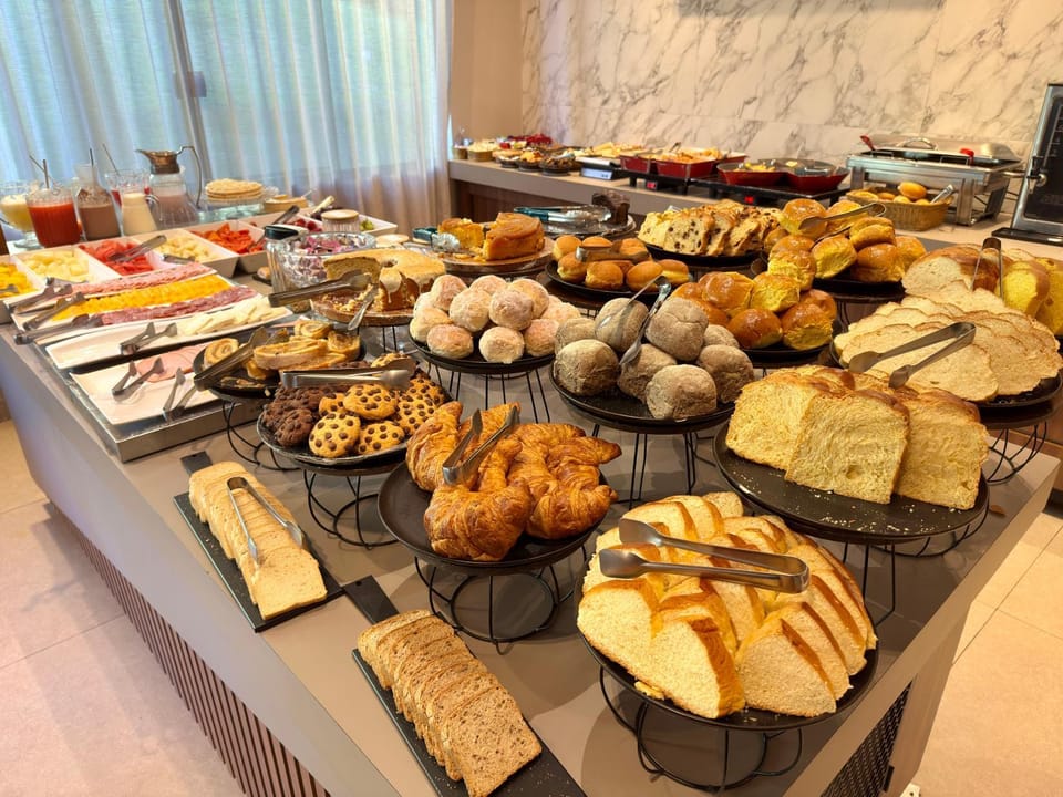 Restaurant/places to eat, Food and drinks, Food, Breakfast, Buffet breakfast
