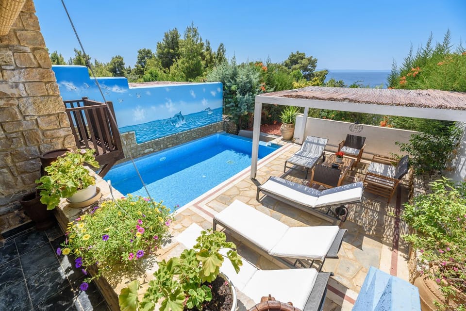 Patio, Day, Natural landscape, Garden, Pool view, Sea view, Swimming pool, sunbed