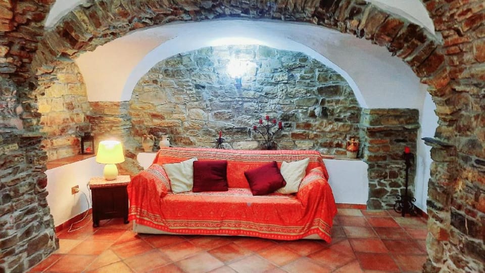 Living room, Photo of the whole room, Bedroom
