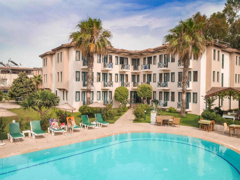 Property building, Swimming pool