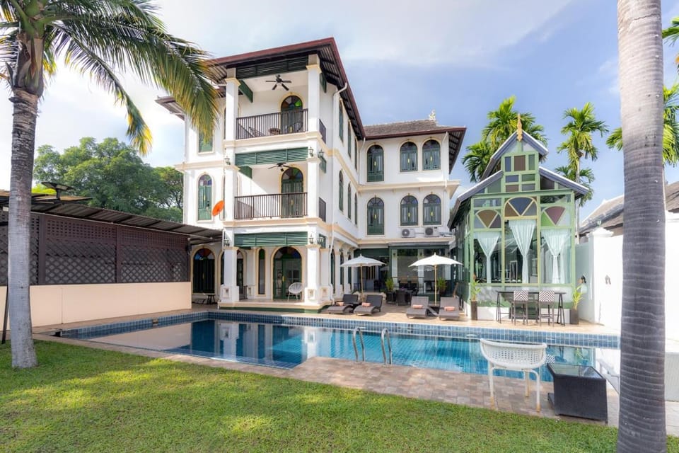 Garden, Swimming pool