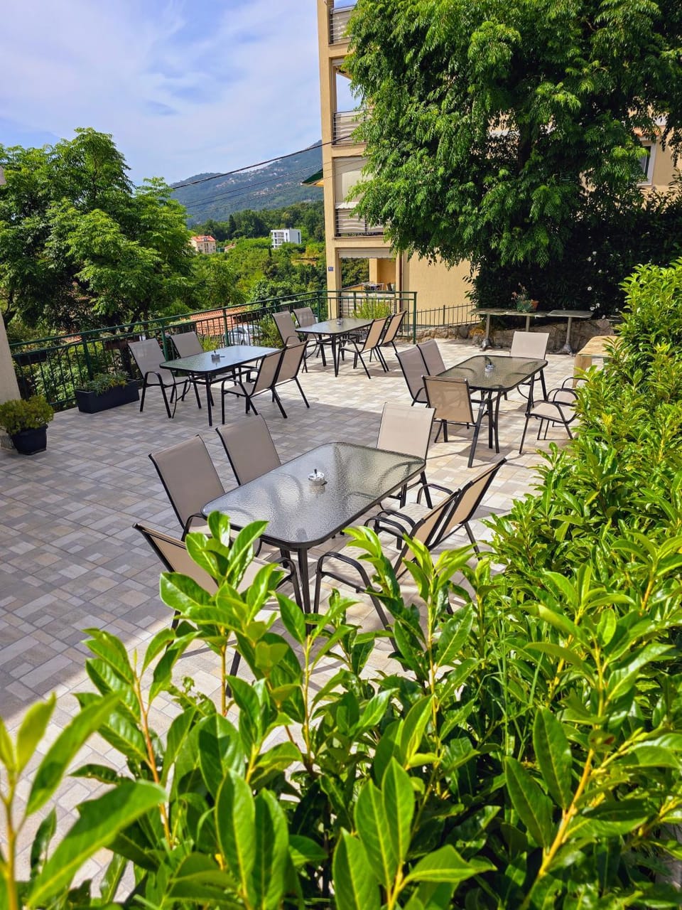 Patio, Day, Balcony/Terrace, Mountain view