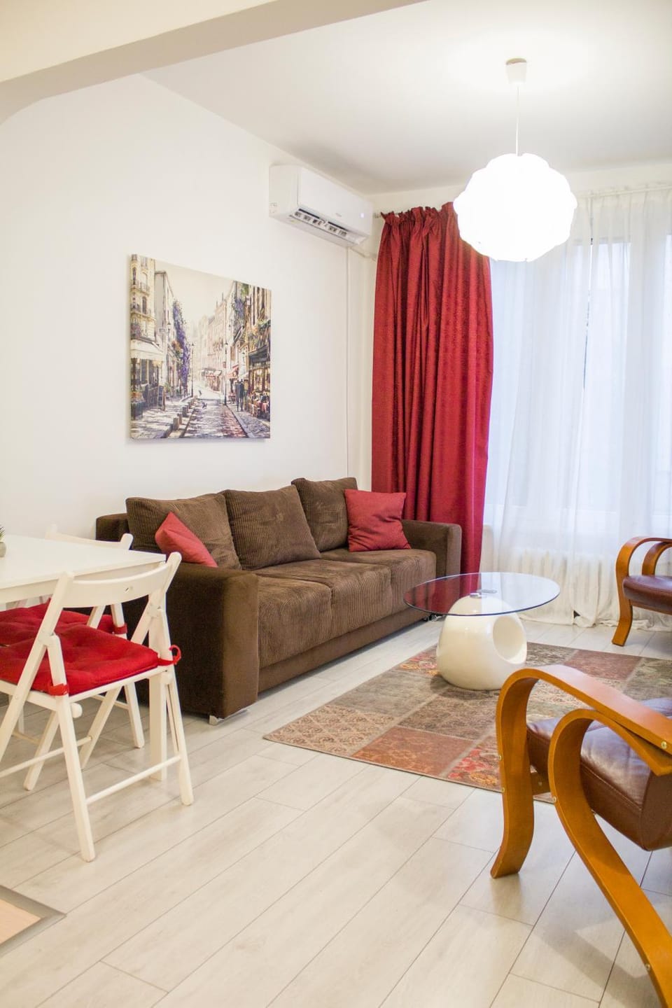 Living room, Seating area, Dining area, air conditioner