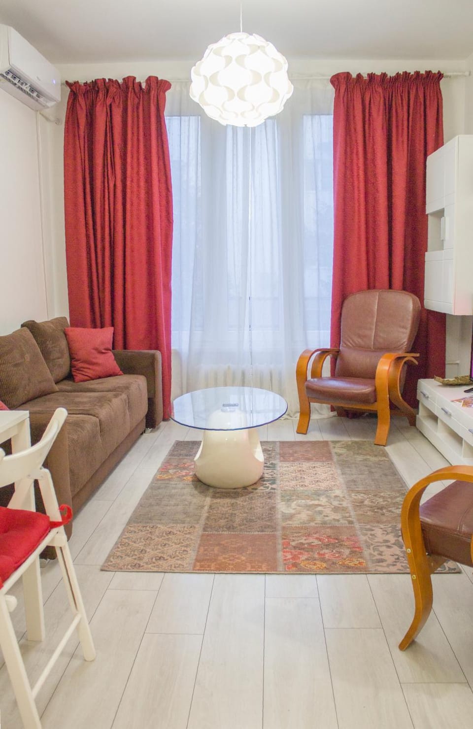 Communal lounge/ TV room, Living room