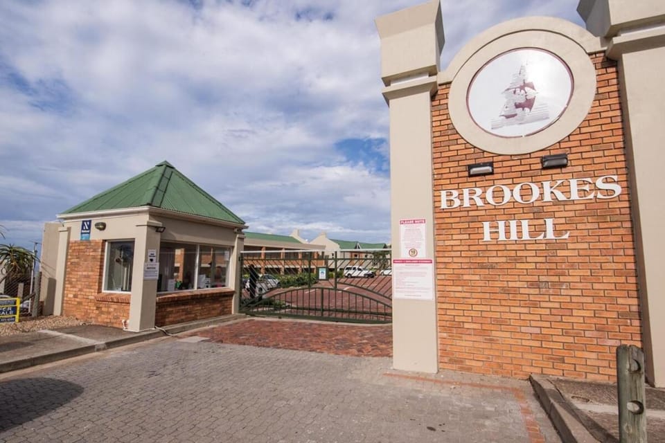 Stunning Resort Living, Unit 37 Apartment in Port Elizabeth