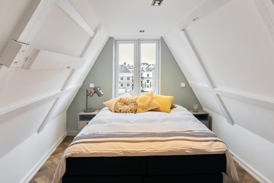Damrak Short Stay Amsterdam Apartment in Amsterdam