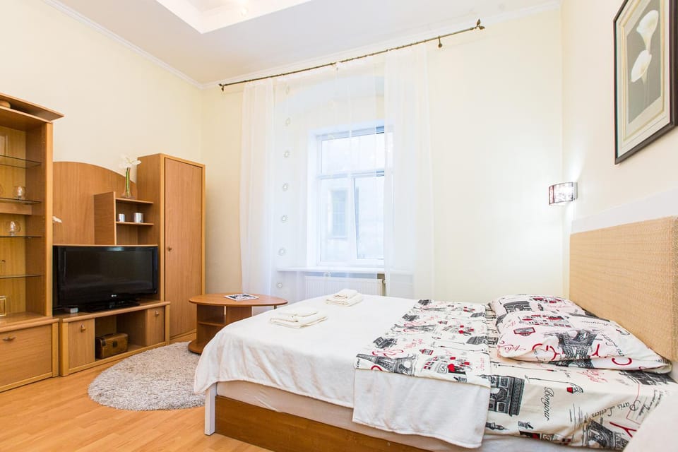 TV and multimedia, Photo of the whole room