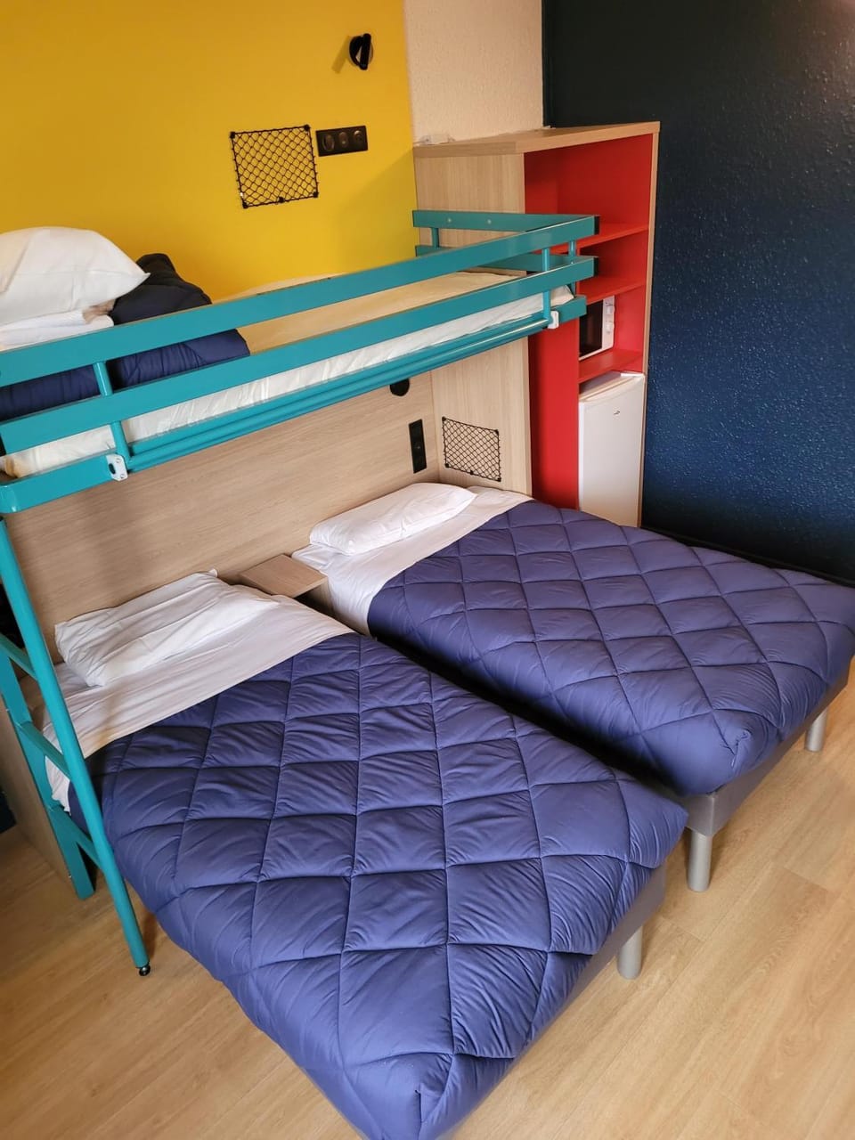 Bed, Photo of the whole room